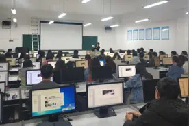 人工智能背后的“人工”：时薪10元，欠薪高发图片