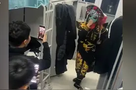 厉害了！吉林一大学生宿舍上演川剧变脸，室友：同寝三年还藏这手图片