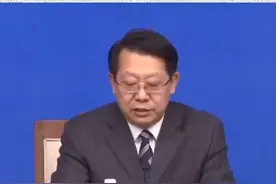 山东优化老年人优待政策：60岁及以上老人免费乘坐城市公共交通工具视频封面