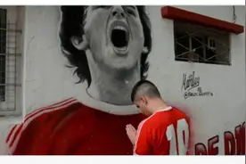 被评为“20世纪最佳球员”、职业生涯259粒进球 四大数据回顾马拉多纳传奇又极富争议的一生图片