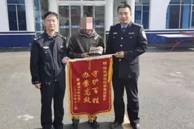 这些证件千万别放一起图片