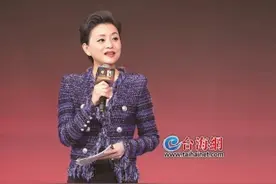 金鸡奖系列活动首次举办女性电影论坛 杨澜李少红李亚平等共话女性电影未来图片