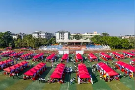 广外南国招聘会迎来上万个岗位，外语外贸人才需求旺盛图片