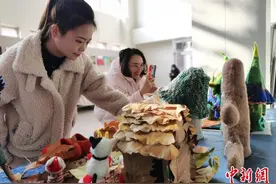 河北石家庄：“落叶文化”正流行 冬日亦可亲近自然图片