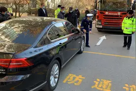 北京将推新机制：占用消防通道车辆，自付拖车费图片