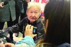 76岁“潮奶奶”报名考驾照：年轻时是“学霸”图片