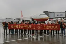 “黑社会”发明“钓鱼”酷刑，警察境外抓捕竟遭冲锋枪包围图片