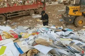 “废品堆里，藏着一个高贵的灵魂”图片