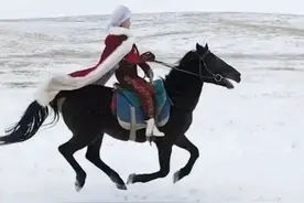 又美又飒！女副县长策马为旅游代言图片