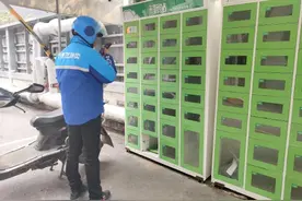 外卖柜取餐，更方便还是更麻烦？记者实地探访：骑手认为节省了时间，有些市民认为多此一举图片
