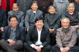 李黑记：智能化创新革命，这座高山谁能登上去，谁就是天下英雄图片