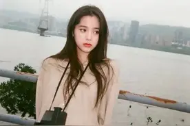 美人计 | 娜娜的妆，悄悄变成熟了图片