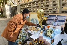 让两代人悲欢相通的体育偶像图片