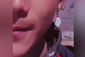 丁真走红同款“单品”在家乡受欢迎，当地人称游客变多视频封面