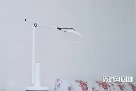 小白智能看护灯开箱：让心意发光，让关爱留“影”图片