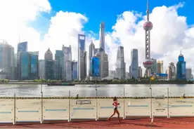 正式运行4周年，图说上海石油天然气交易中心图片