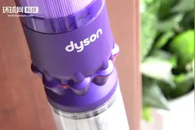 戴森Omni-glide万向吸尘器体验：小巧机身、灵巧操作、精巧细节视频封面