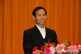 著名教育家魏书生莅临沾化实验高中指导图片