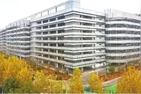 平战结合！华中最大地上停车楼来了图片