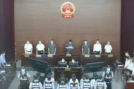 快评｜从头到尾都假的黑医院，为何没被从头整治？图片