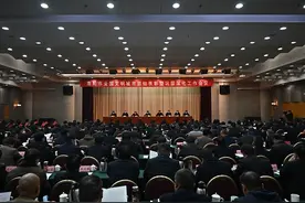 卧龙区荣获南阳市创建全国文明城市工作集体二等功图片