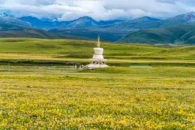 走进丁真的家乡 飘在云端的“天空之城”理塘图片