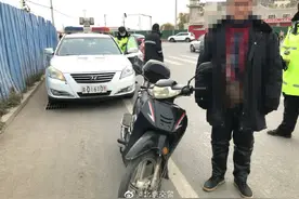 外卖小哥花500元买辆车，换来11倍罚款+拘留图片