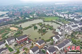 我们的小康路：中国东部富裕村——塘栖村的小康口述图片