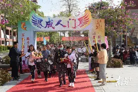 筑梦十八，不负韶华！惠州举行中学生十八岁成人仪式图片