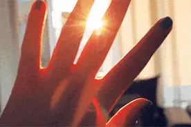 为啥脚趾甲动不动就长到肉里，还疼得受不了？在家怎么解决？图片