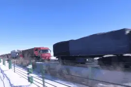 注意！内蒙古降雪致车辆滞留 目前道路已恢复通行图片