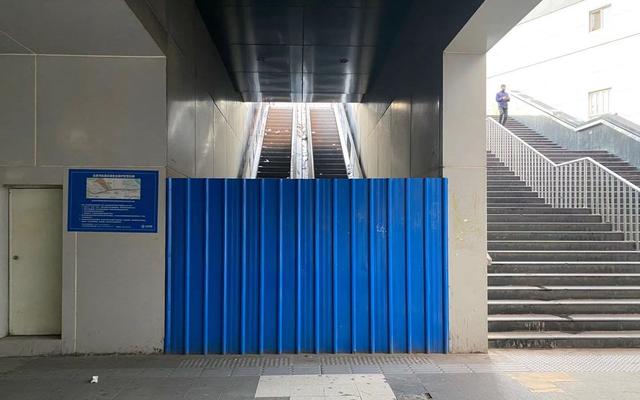 有扶梯还要爬楼梯？这几个地方电梯成了“僵尸梯”