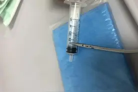 把大蒜切开塞鼻子里！医生也惊呆：这些操作赶紧打住图片