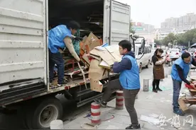 “90 后”海归走上不一样的创业之路：上门收垃圾图片