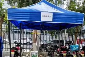 疫情下的深港跨境货车司机：每天15小时在车上图片