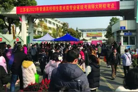 “学霸”们也加入了“美术生”行列图片