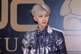 第十四届咪咕汇圆满落幕 蔡徐坤精彩演绎《情人》全新舞台图片