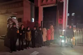 这家浴池有乾坤，给包厢装上防盗门，民警调查后，一次抓了九个人图片