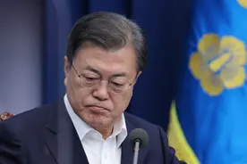韩国总统文在寅向国民致歉：政局混乱 非常抱歉图片