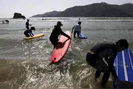 数百万人奔向“中国夏威夷”外媒：中国旅游业苏醒了图片