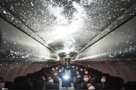 日本航空公司推出赏星航班 乘客万米高空“看星星”图片