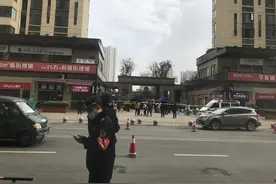 曾去过多个酒吧的成都确诊病例所在小区已封闭，业主完成检测图片