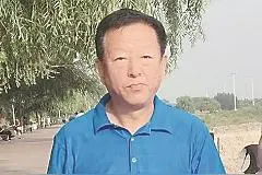 佳木斯66岁王春生，下冰窟救出落水小学生图片