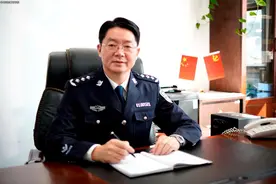 中央司法警官学院党委书记范履冰出任司法部监狱管理局局长图片