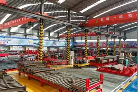 “征服”隧道钢筋加工的“技术能手”图片