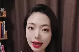 财富早报|刘强东乐开花！京东健康上市首秀碾压阿里视频封面