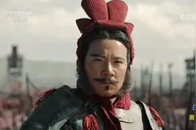 秦兵头上的蝴蝶结？屋子里的镇墓兽？这部历史剧成了观众大型“考古”现场图片