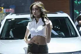 组图丨可盐可甜的车展车模小姐姐，谁是你的菜图片