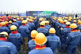 这条全球唯一的生产线在上海开工，生产新能源车关键基础材料图片