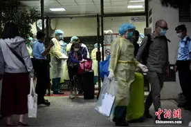 香港丽晶花园第6座D单位居民已全部撤离 被送往竹篙湾检疫中心图片